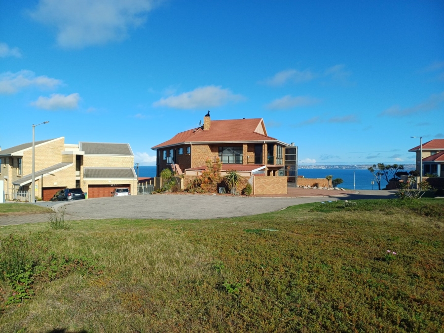  Bedroom Property for Sale in Reebok Western Cape